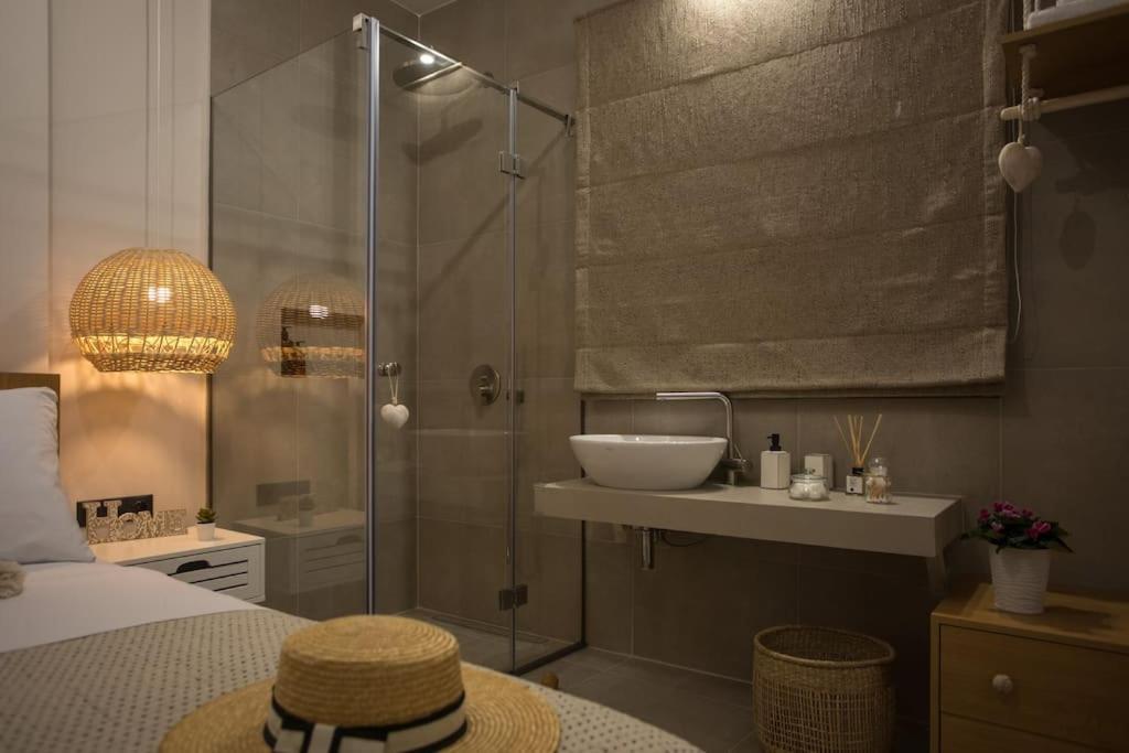 Cozzzy. Exclusive Apartment. Thessaloníki Eksteriør billede